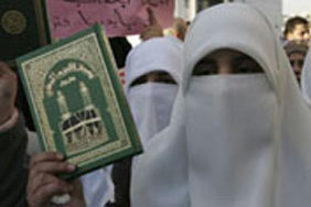 Der Koran, die angeblich wahre Religion