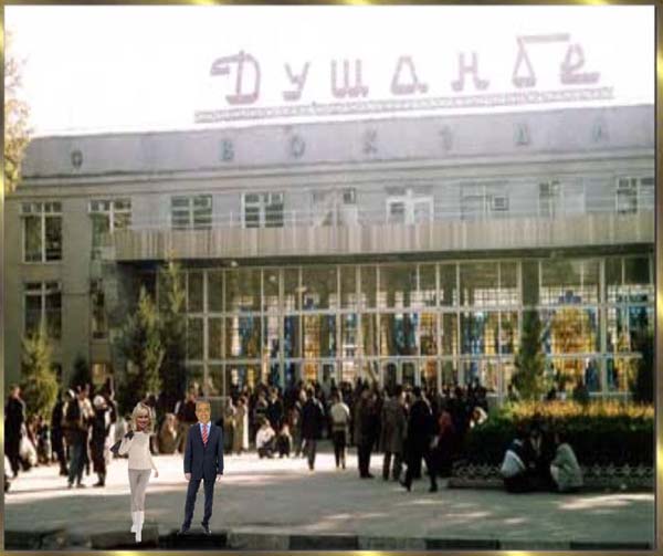 Ankunft am Bahnhof in Dushanbe.