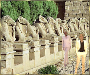 Noch Widder-Allee zum Tempel von Karnak