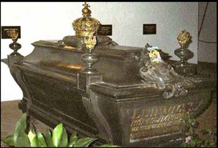 In St. Michael ist sein Sarg, aber nicht sein Grab